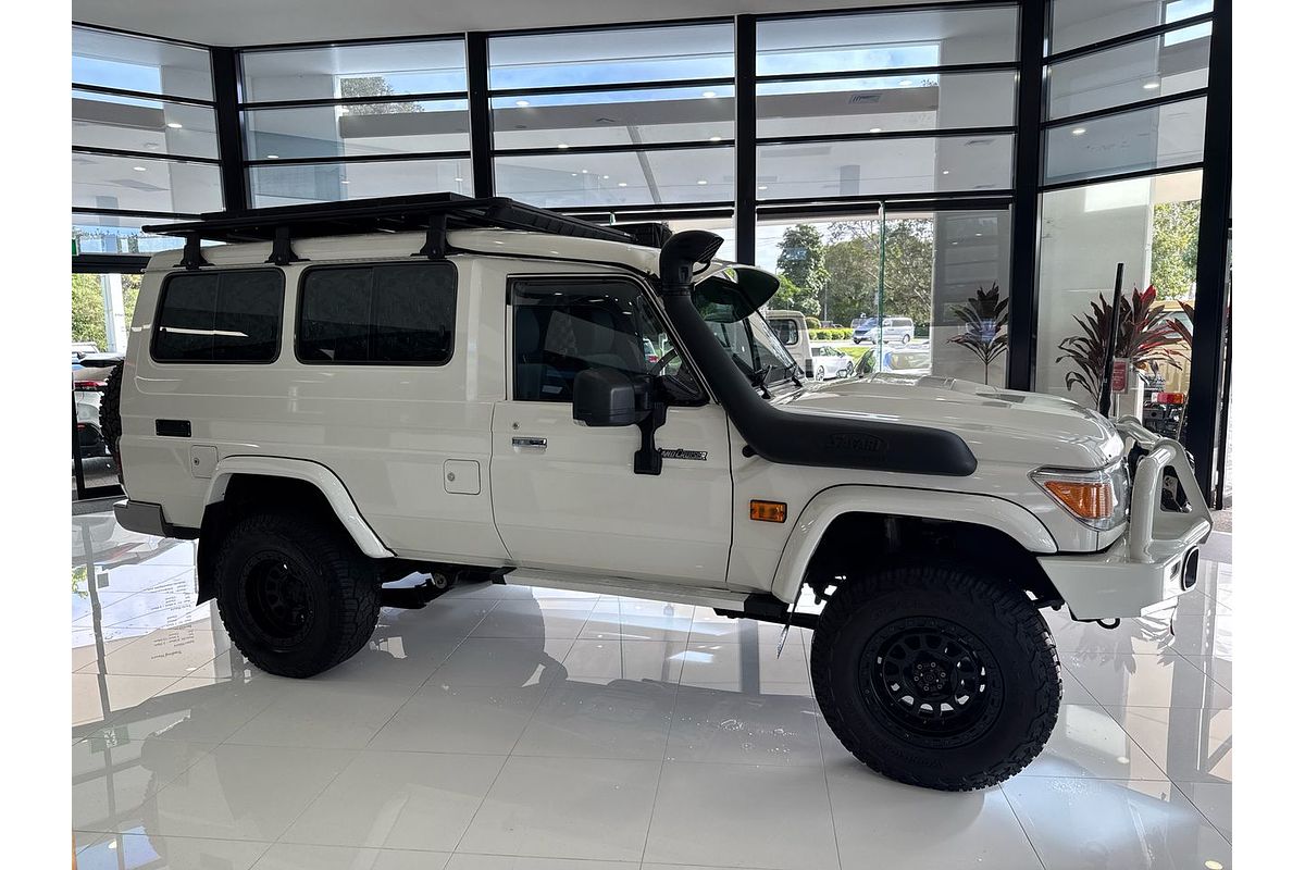 2023 Toyota Landcruiser GXL Troopcarrier VDJ78R