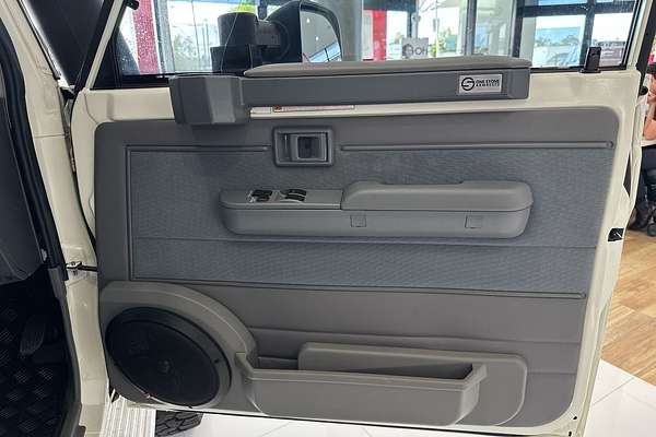 2023 Toyota Landcruiser GXL Troopcarrier VDJ78R