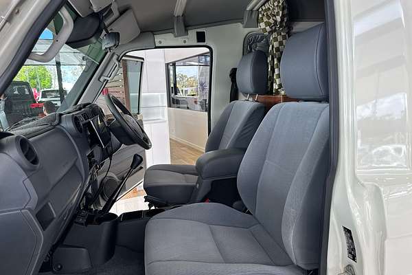 2023 Toyota Landcruiser GXL Troopcarrier VDJ78R