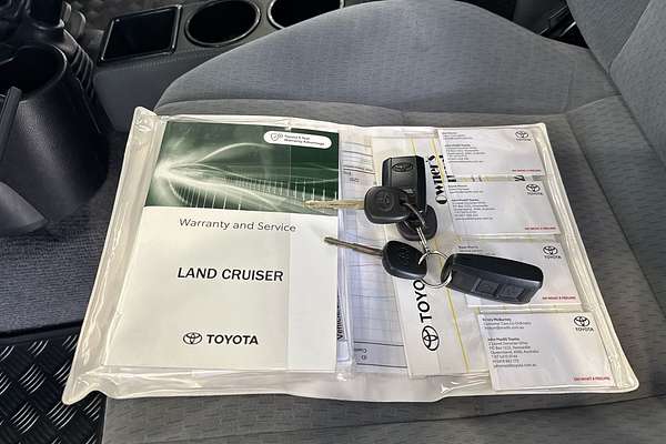2023 Toyota Landcruiser GXL Troopcarrier VDJ78R