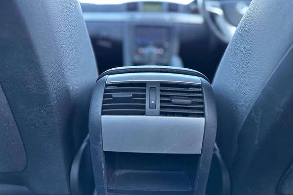 2008 Holden Commodore Lumina VE