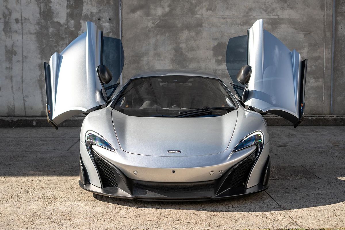 2016 McLaren 675LT