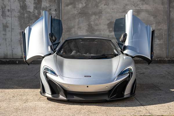 2016 McLaren 675LT