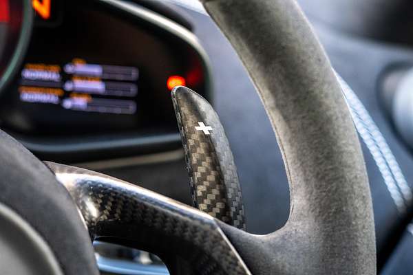 2016 McLaren 675LT