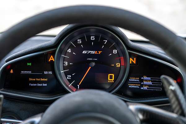 2016 McLaren 675LT