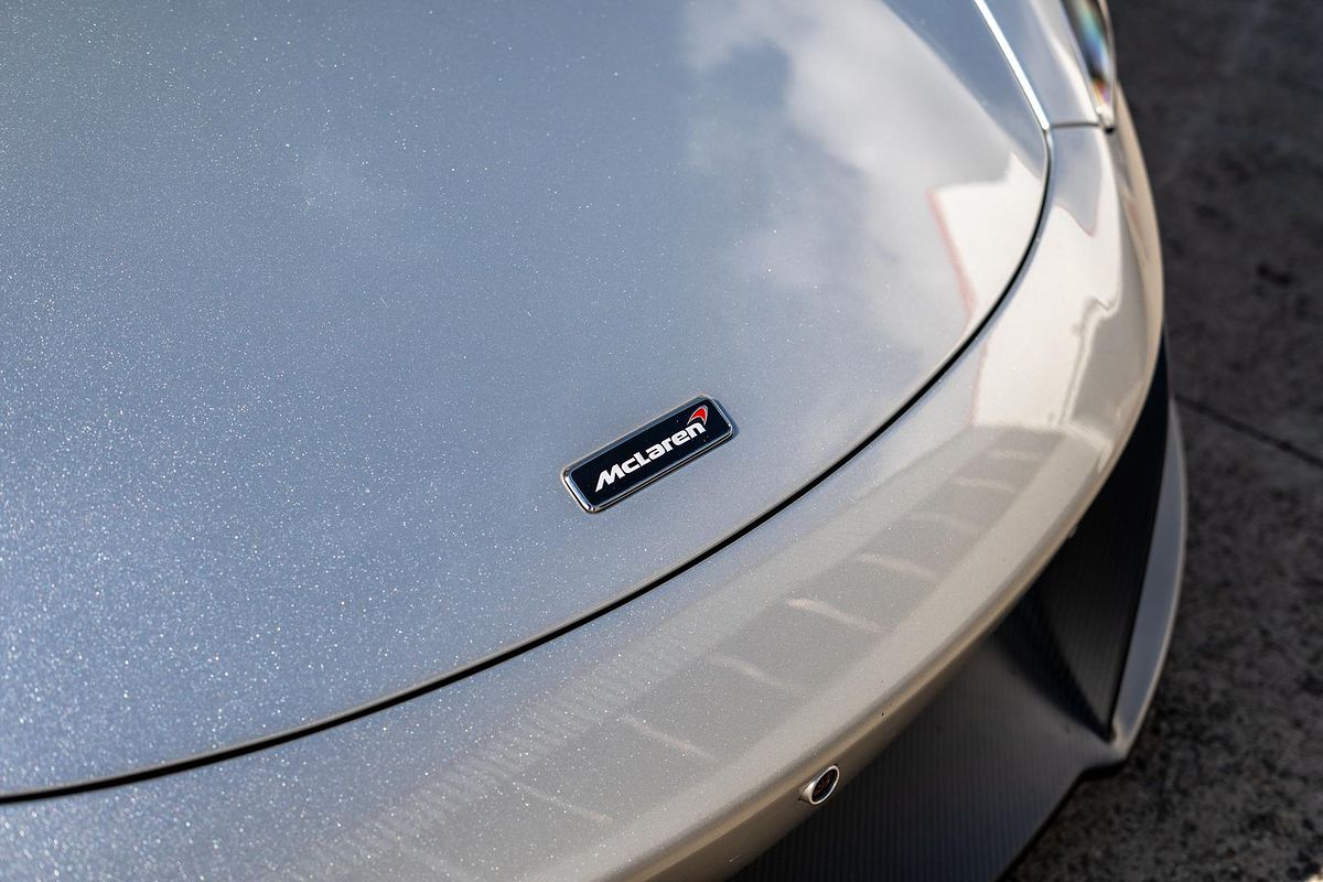 2016 McLaren 675LT