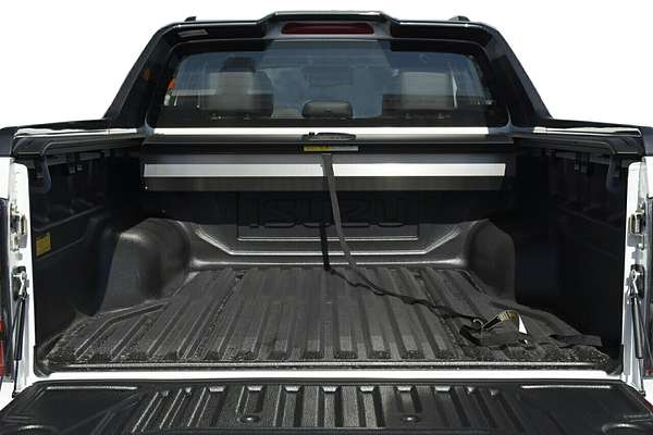 2024 Isuzu D-MAX X-TERRAIN 4X4