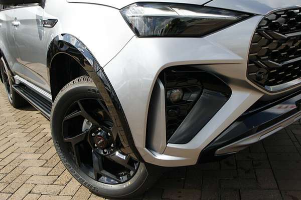 2025 Isuzu MU-X X-TERRAIN