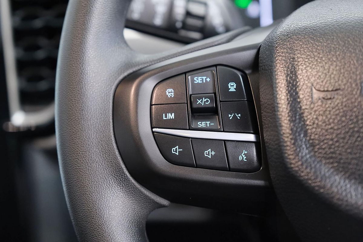 2024 Ford Everest Ambiente