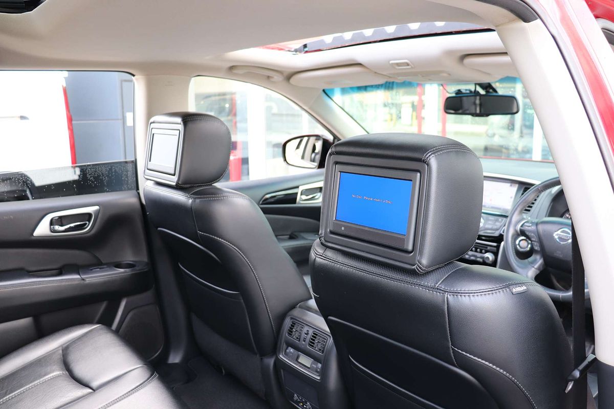 2015 Nissan Pathfinder Ti R52