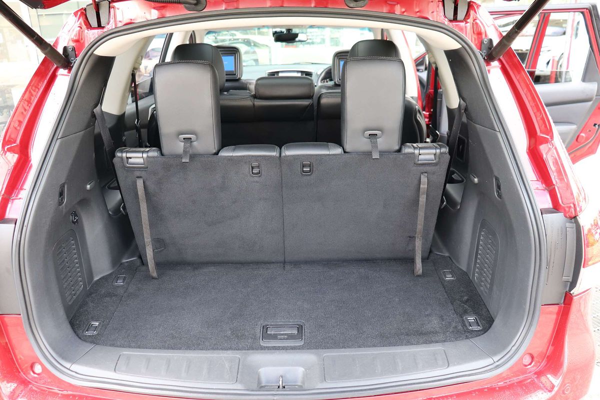 2015 Nissan Pathfinder Ti R52