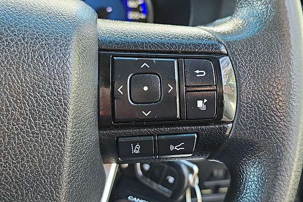 2020 Toyota Hilux SR GUN126R 4X4