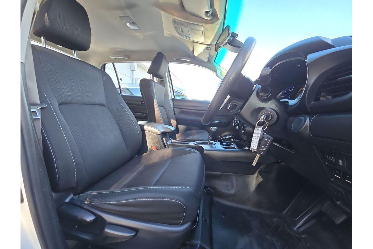 2020 Toyota Hilux SR GUN126R 4X4