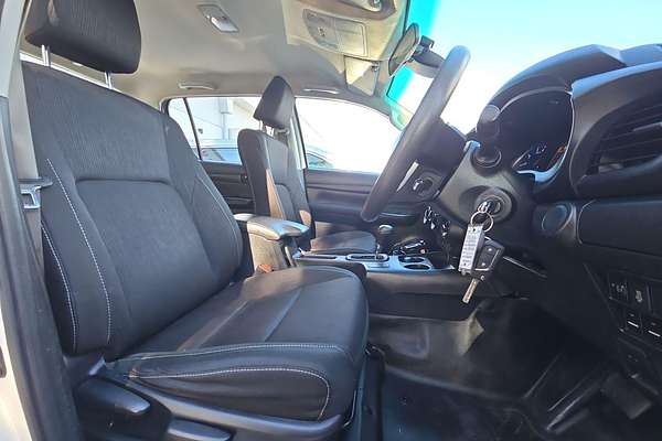 2020 Toyota Hilux SR GUN126R 4X4