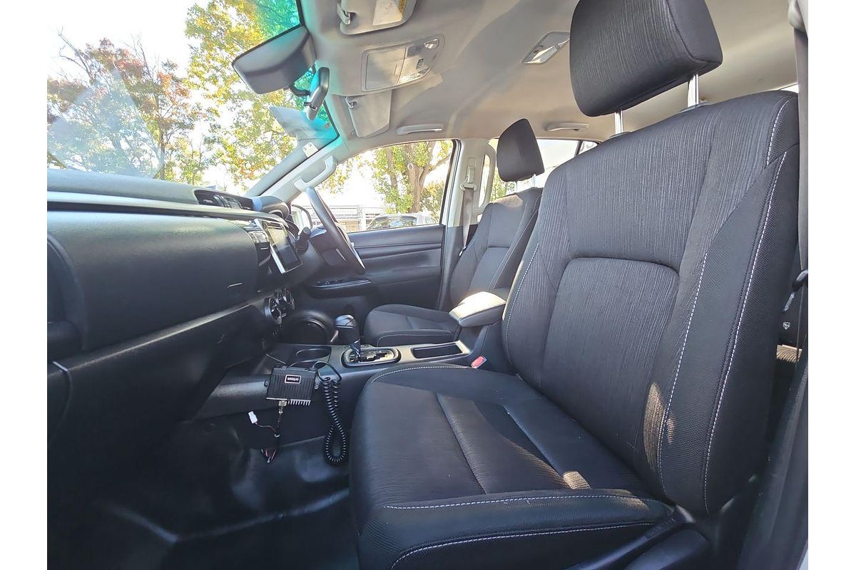 2020 Toyota Hilux SR GUN126R 4X4
