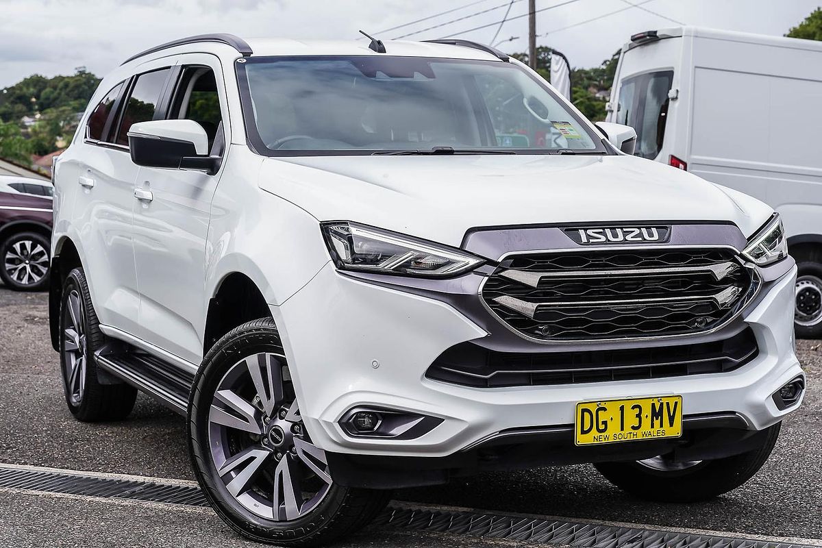 2023 Isuzu MU-X LS-T