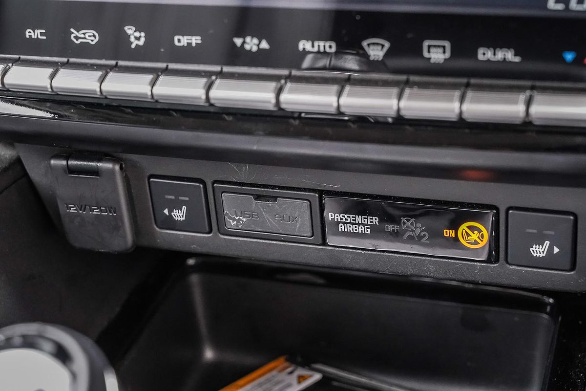 2023 Isuzu MU-X LS-T