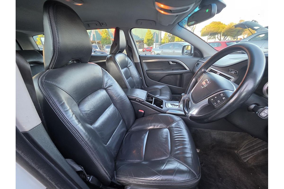 2010 Volvo XC70