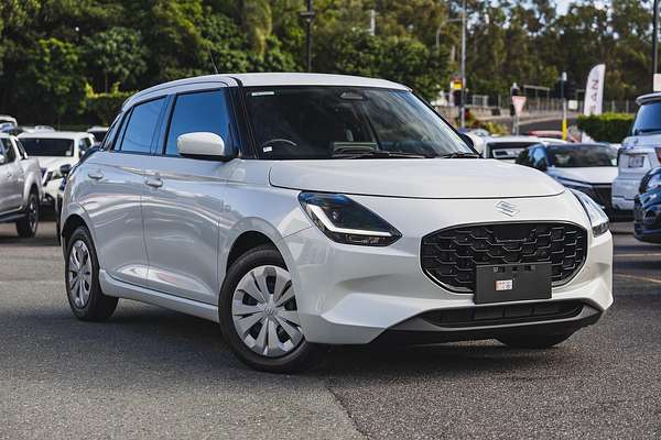 2024 Suzuki Swift Hybrid UZ