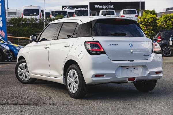 2024 Suzuki Swift Hybrid UZ
