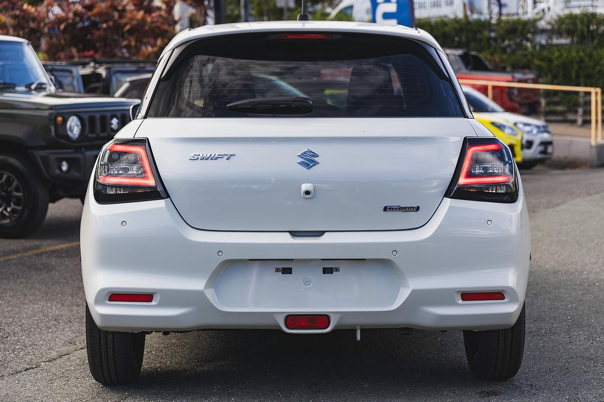 2024 Suzuki Swift Hybrid UZ