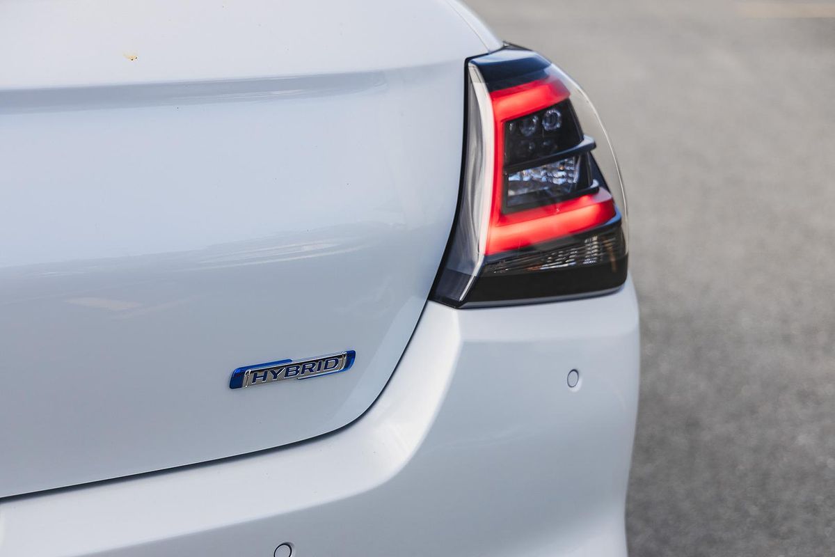2024 Suzuki Swift Hybrid UZ