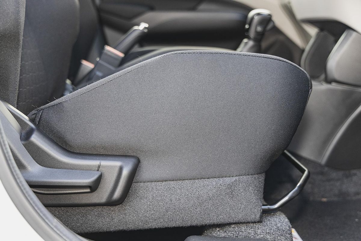 2024 Suzuki Swift Hybrid UZ