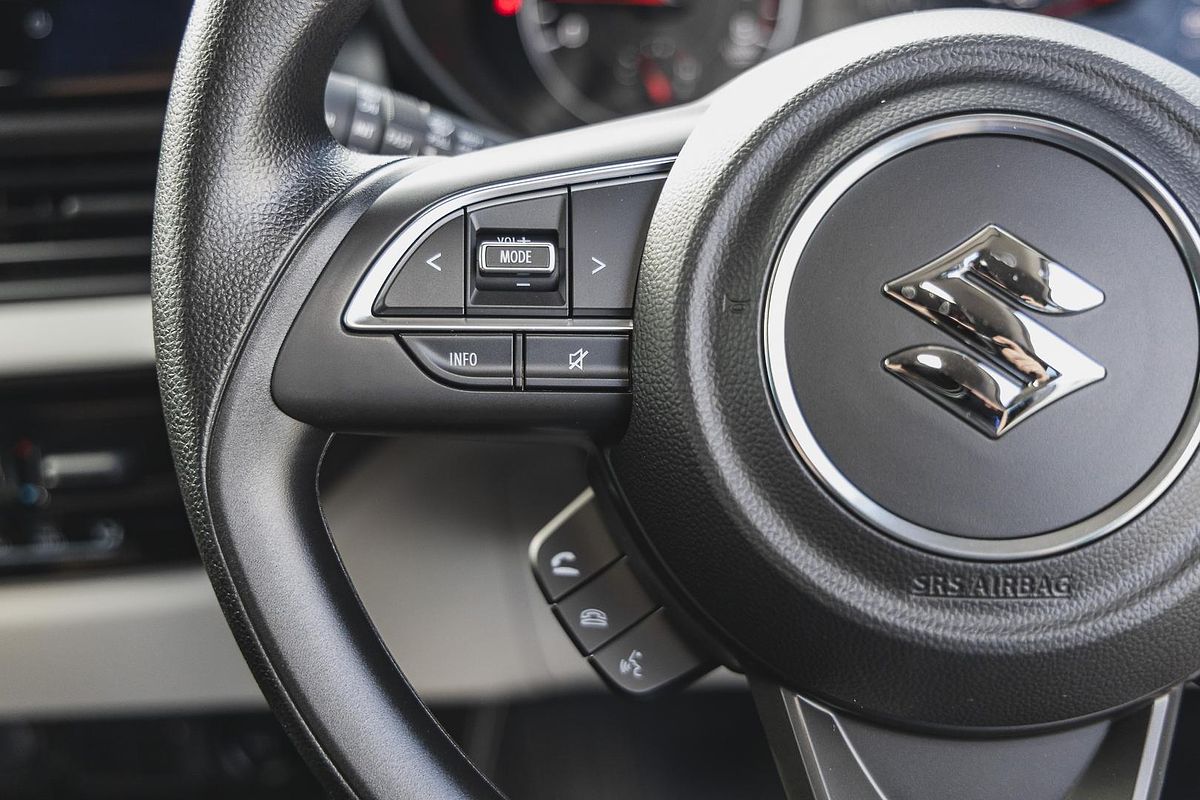 2024 Suzuki Swift Hybrid UZ