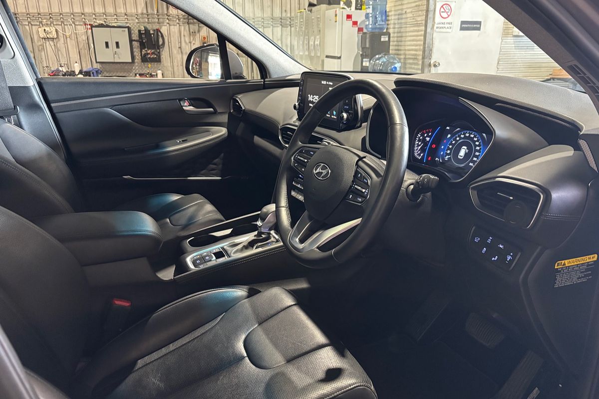2018 Hyundai Santa Fe Highlander TM