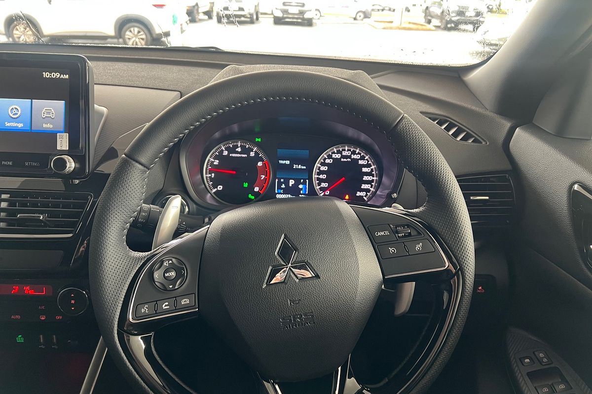 2024 Mitsubishi Eclipse Cross LS Black Edition YB