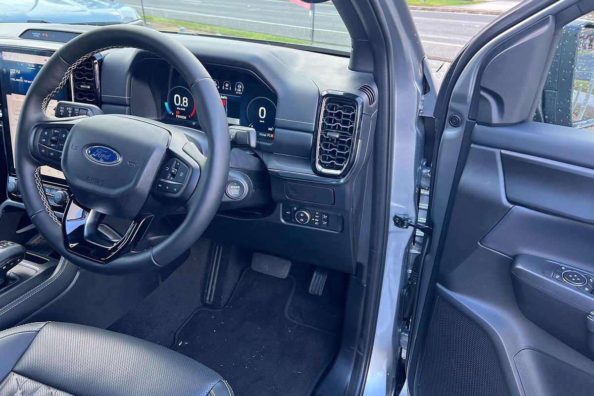 2025 Ford Everest Platinum 3.0L