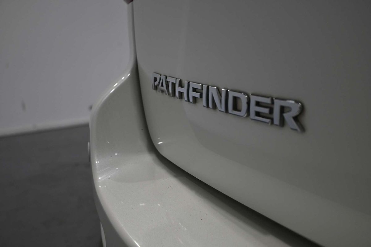 2018 Nissan Pathfinder Ti R52 Series II