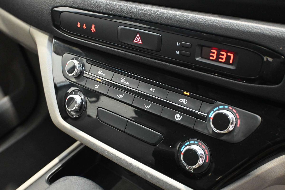 2020 Kia Carnival S YP