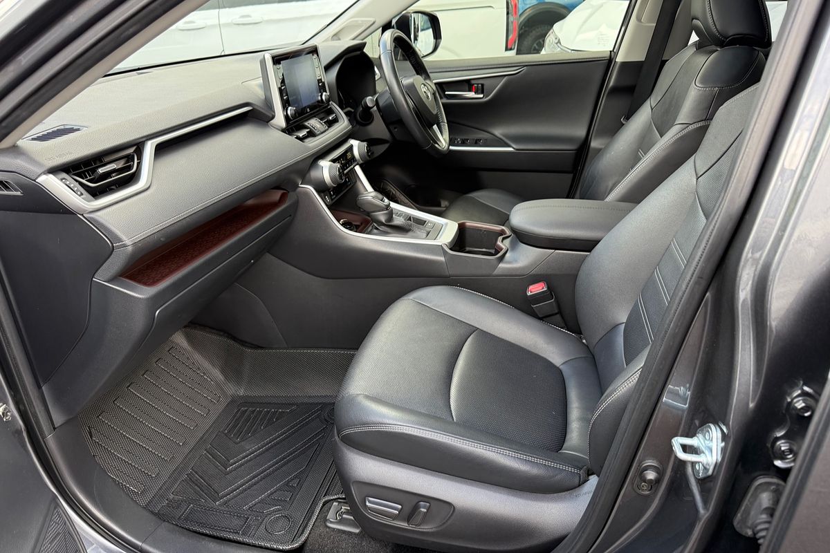 2022 Toyota RAV4 Cruiser AXAH52R