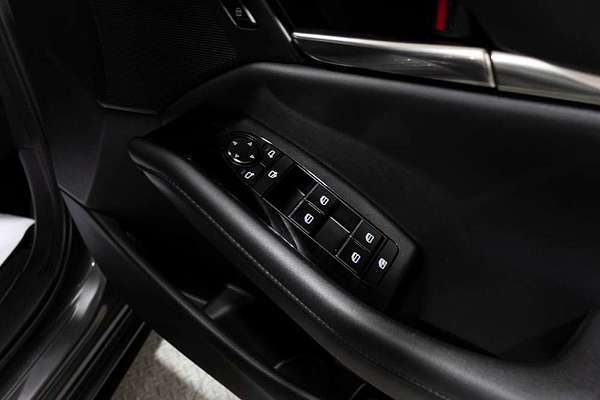 2022 Mazda 3 G20 Touring BP Series