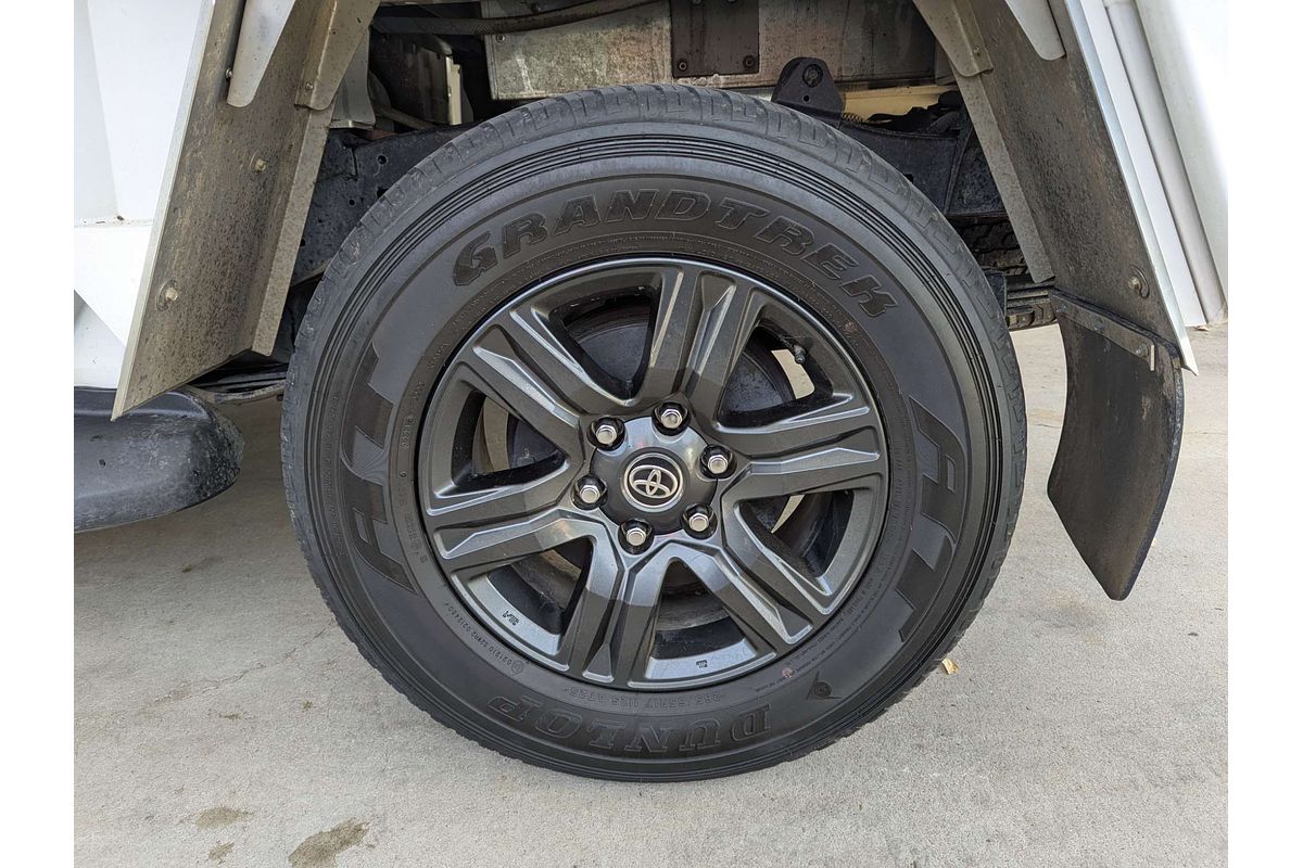 2023 Toyota Hilux SR GUN126R 4X4