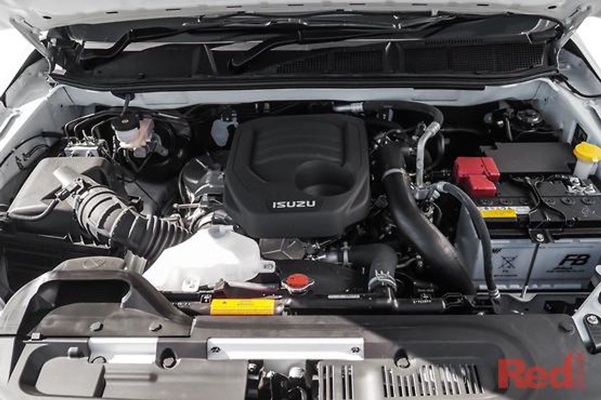 2025 Isuzu D-MAX SX High Ride Rear Wheel Drive
