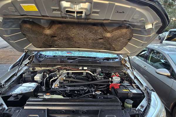 2019 Nissan Navara ST-X D23 Series 3 4X4
