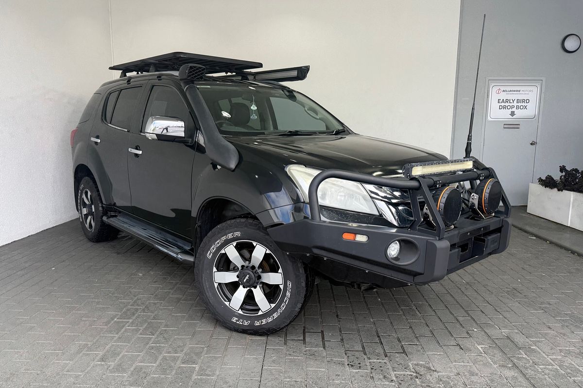 2016 Isuzu MU-X LS-T