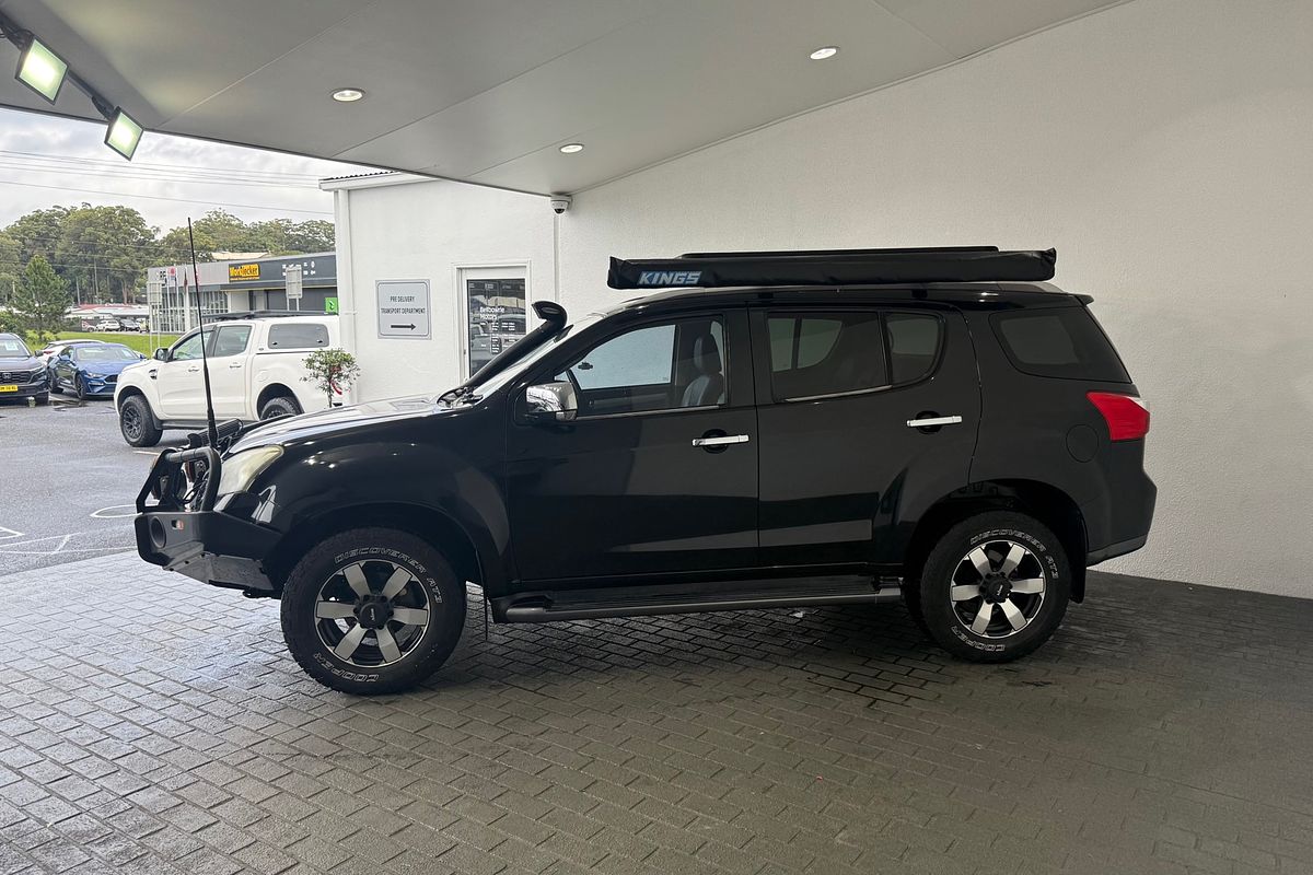 2016 Isuzu MU-X LS-T
