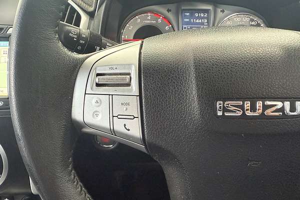 2016 Isuzu MU-X LS-T