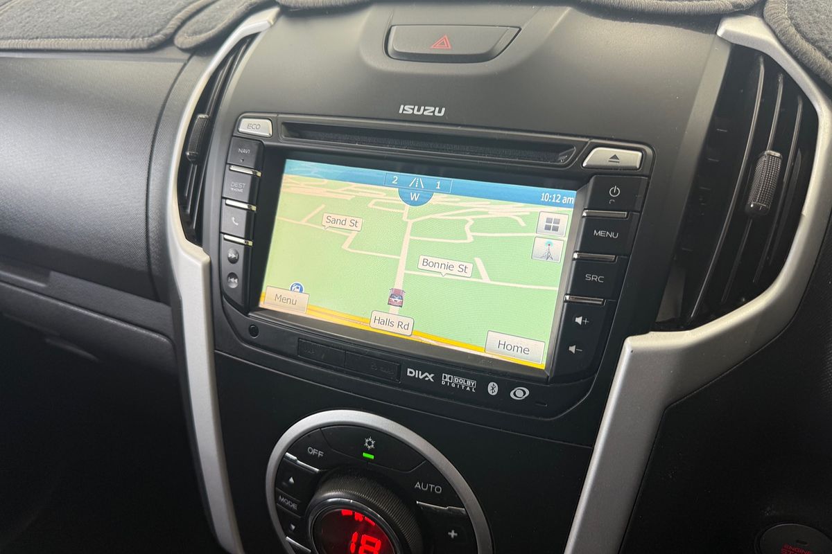 2016 Isuzu MU-X LS-T