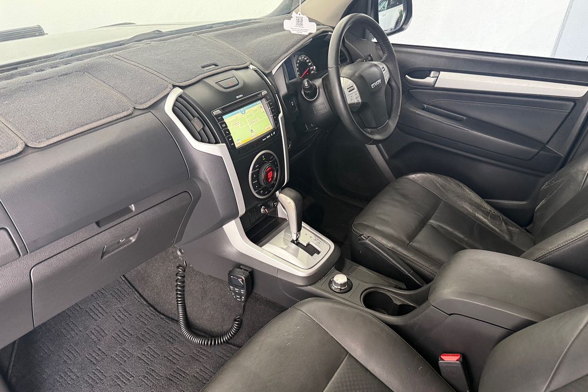 2016 Isuzu MU-X LS-T