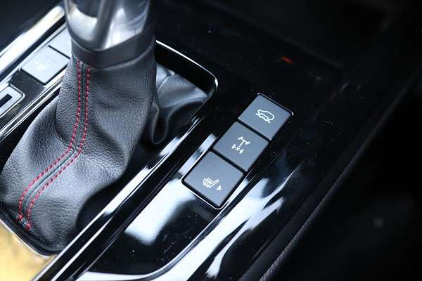 2025 Isuzu D-MAX X-TERRAIN 4X4