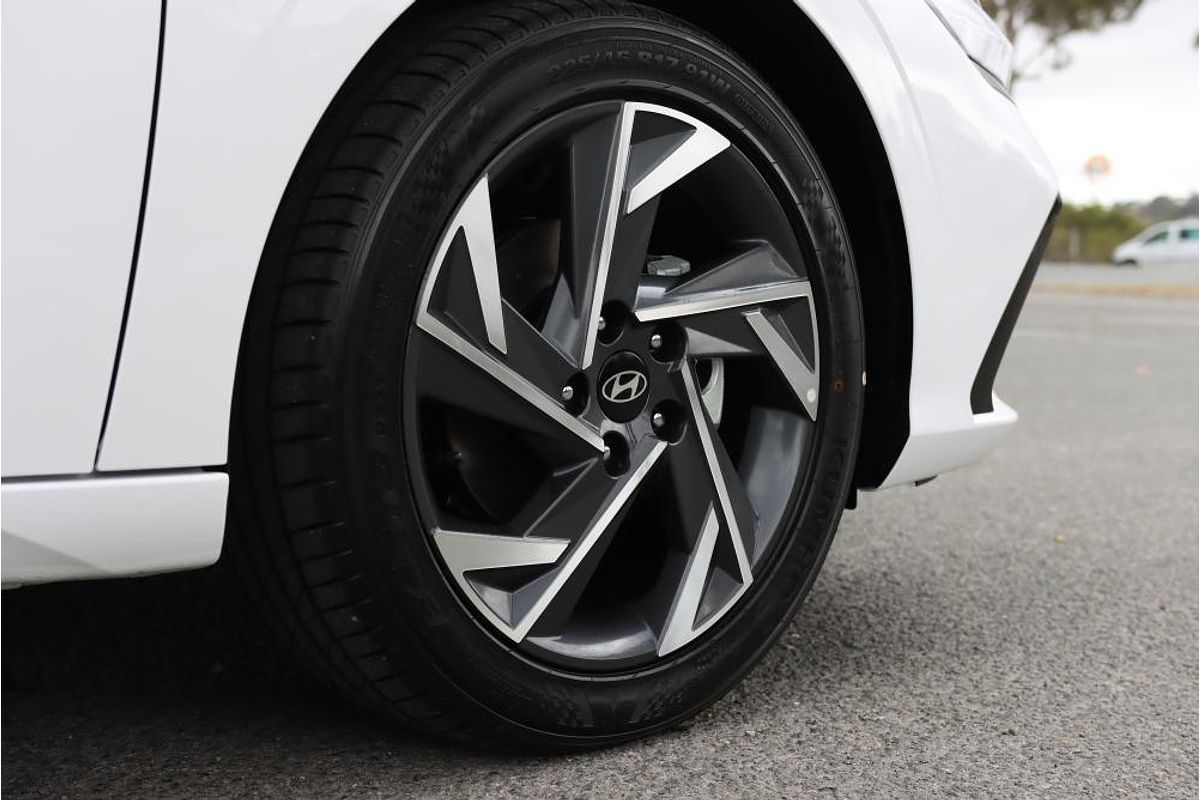 2025 Hyundai i30 Premium CN7.V2