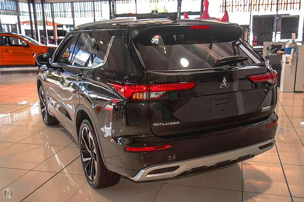 2024 Mitsubishi Outlander PHEV Exceed ZM
