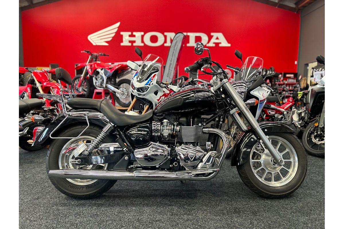 2016 Triumph BONNEVILLE AMERICA