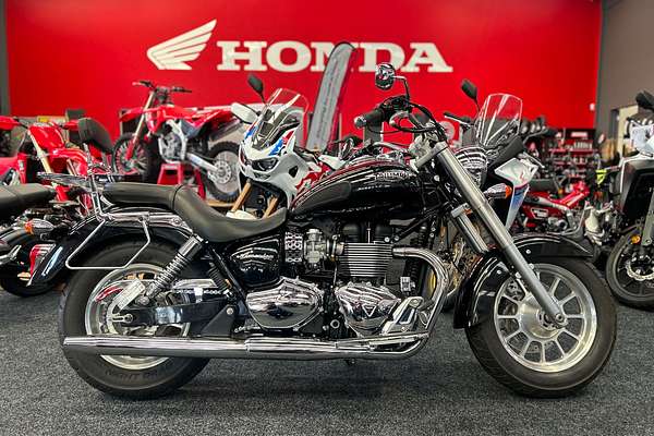 2016 Triumph BONNEVILLE AMERICA