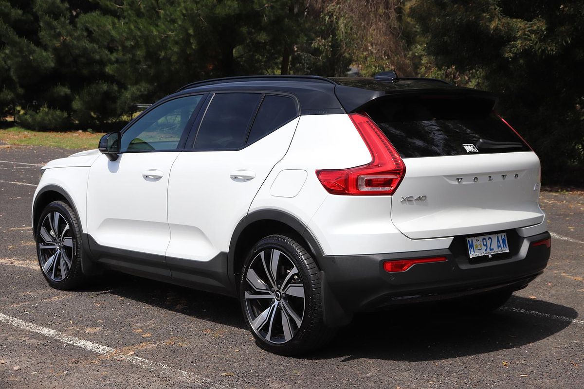 2022 Volvo XC40 Recharge Twin Pure Electric