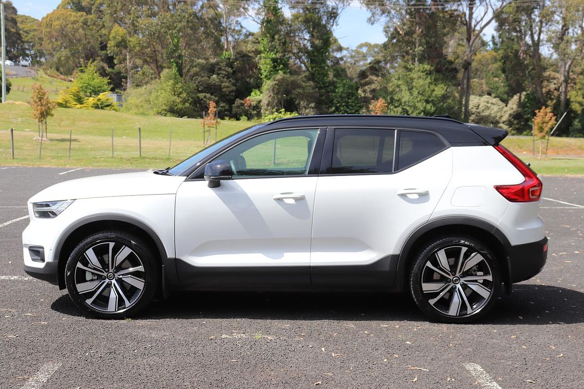 2022 Volvo XC40 Recharge Twin Pure Electric